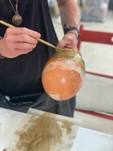 Techniques de laque végétale Urushi : le kintsugi